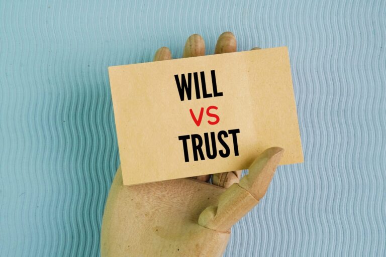 Paper with the words trust vs will. Wills vs Trusts in Connecticut